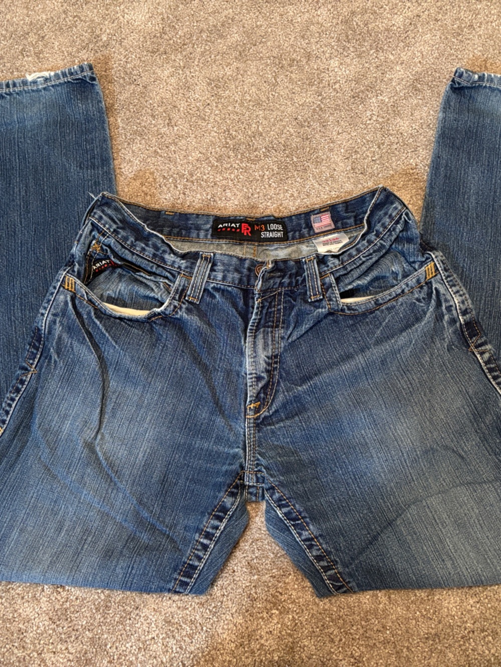 Ariat 100% cotton denim Dark Blue Man’s Jeans 32 inches in seam